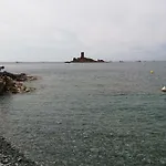 Cap Esterel Climatise Dans Le Centre Du Village * Drammont