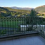 Cap Esterel Climatise Dans Le Centre Du Village דירה *