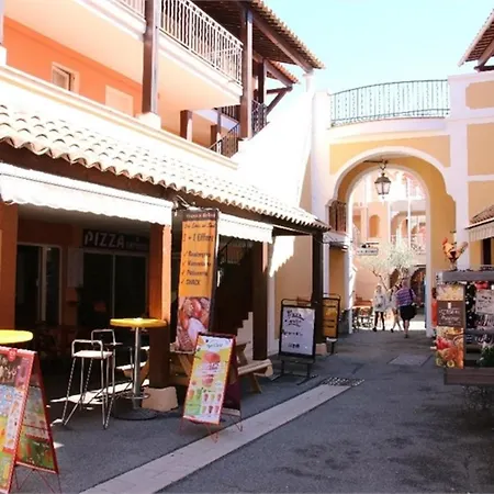 דירה Cap Esterel Climatise Dans Le Centre Du Village